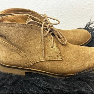 Lucky Brand Tan Suede lace up Chukka Boot